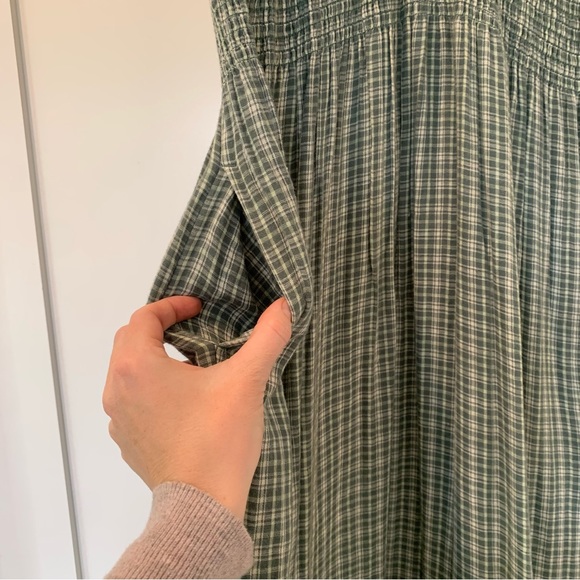 Old Navy - Picture 3 of 5